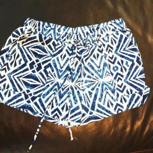 MOSSIMO BLUE AND WHITE  PRINT SHORTS- LIKE NEW!!